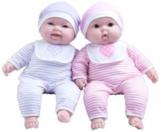 큰 쌍둥이 인형